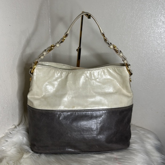 💯Authentic Prada Tote Handbag🍀 - Picture 5 of 16